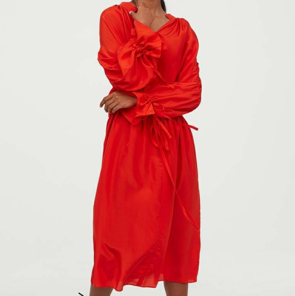 H&M Dresses & Skirts - NWTs h&m silk blend kaftan